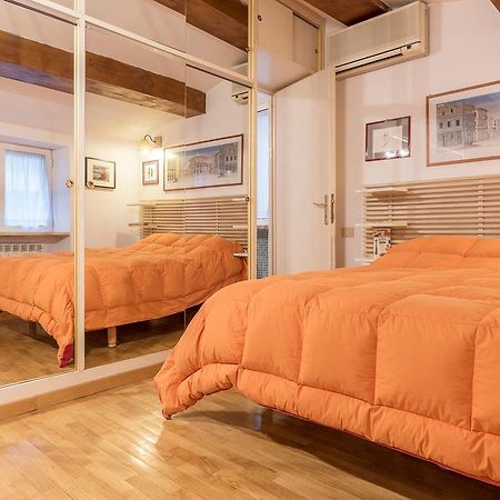 Penthouse With Terrace In The Heart Of Rome Lägenhet Exteriör bild
