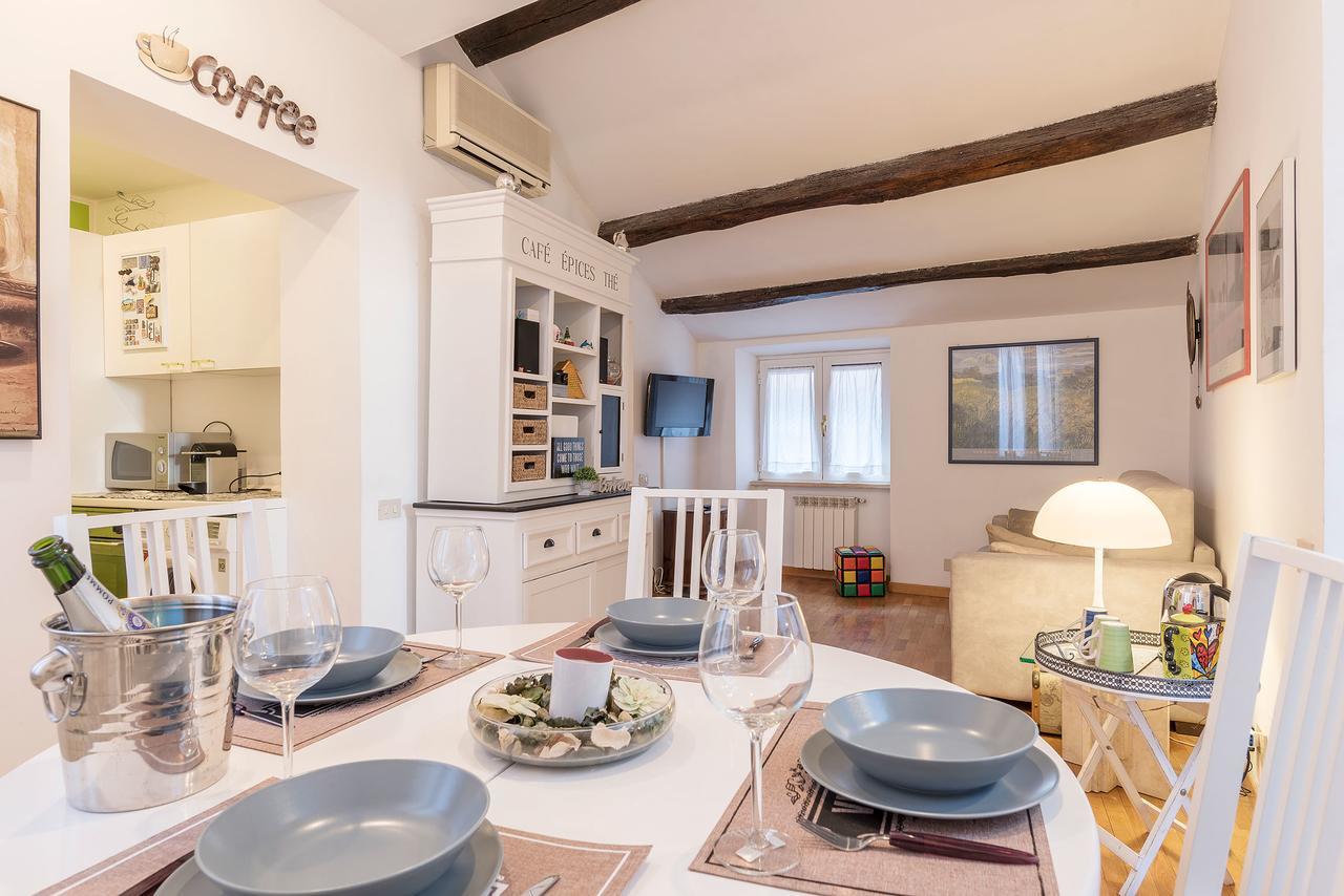 Penthouse With Terrace In The Heart Of Rome Lägenhet Exteriör bild