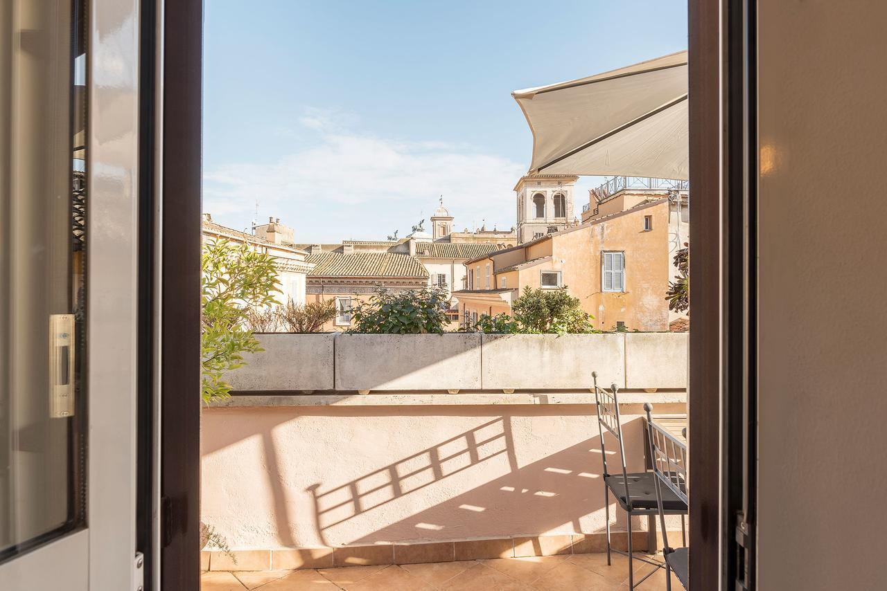 Penthouse With Terrace In The Heart Of Rome Lägenhet Exteriör bild