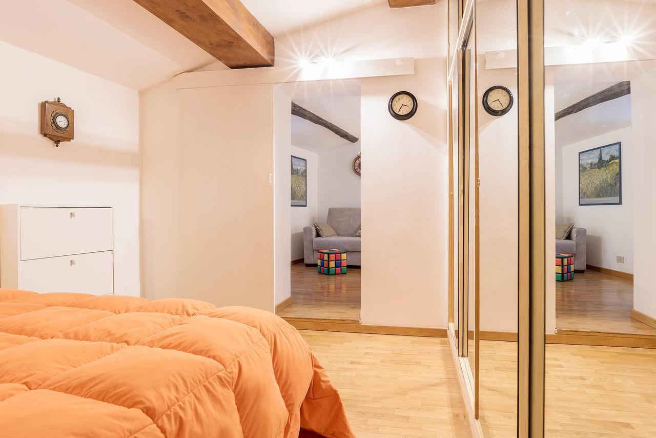 Penthouse With Terrace In The Heart Of Rome Lägenhet Exteriör bild